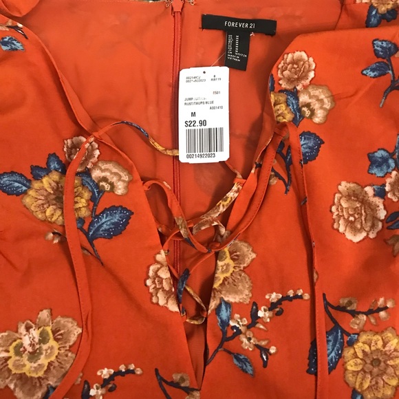 CUTE FOREVER 21 SPRING ROMPER 🌻 - Picture 4 of 5